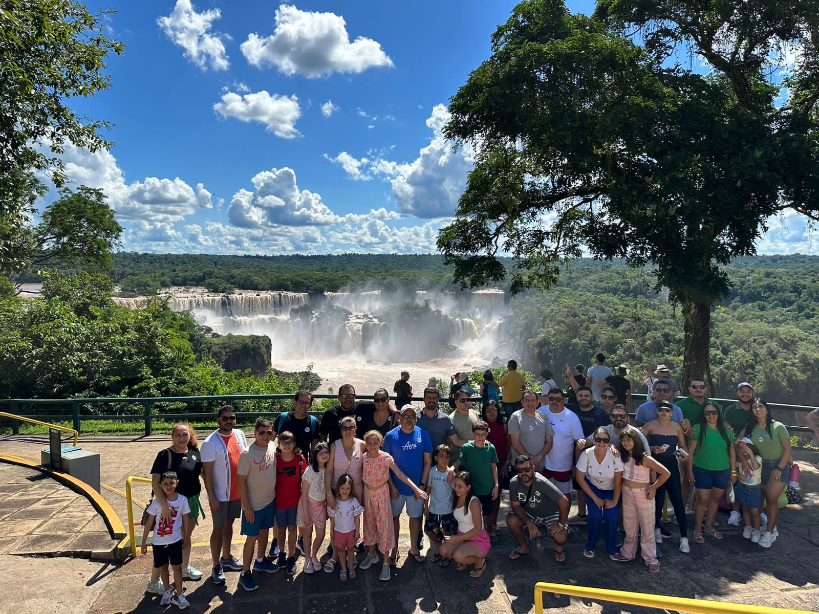 II Intercâmbio Empresarial: Uma Jornada de Conexões e Aprendizado em Foz do Iguaçu/PR